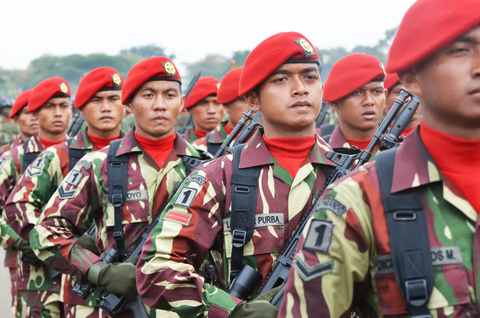 Pasukan Kopassus dengan Baret Merah