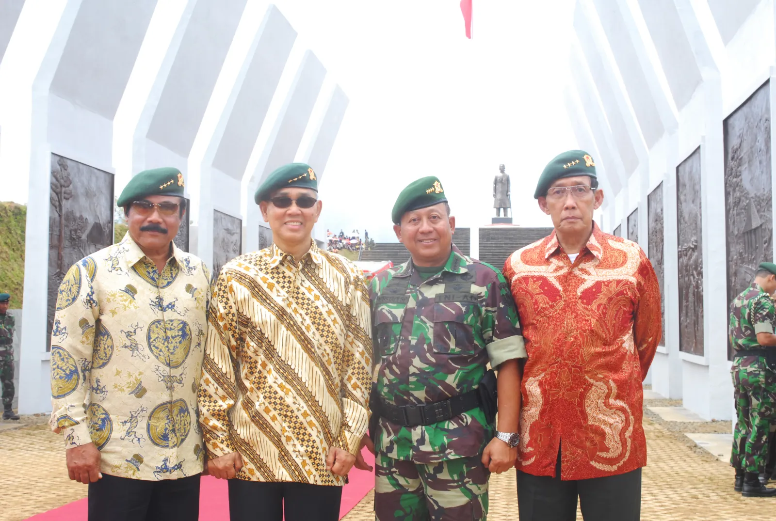 BP Army Baret — Klien TNI